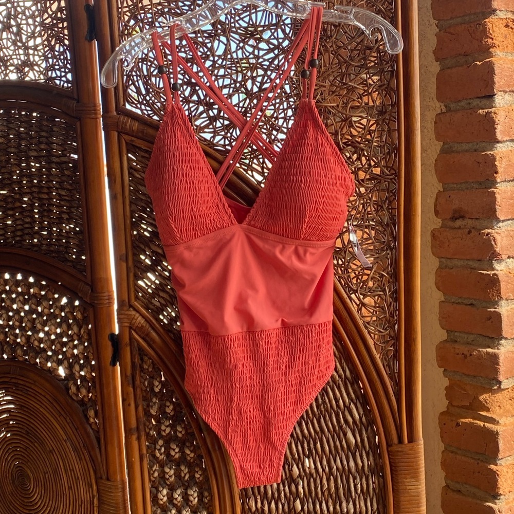 Joe Boxer Orange One Piece Swimsuit High-Leg V-Neck Flattering Fit Size Medium